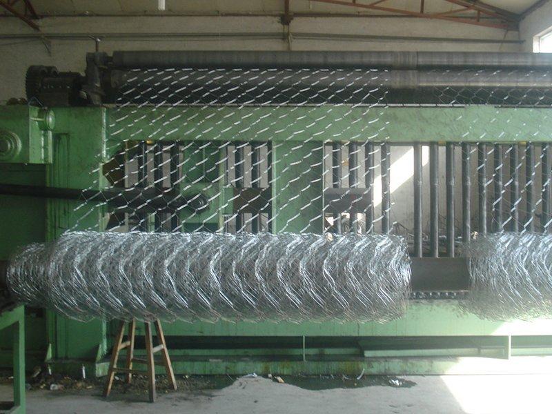 �U�z�\�W(w��ng)��